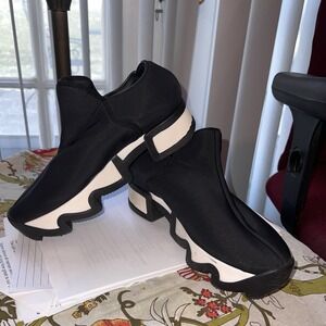 iRi WES I Black Outline Low Top Sneaker Thick Sole Size EU 36